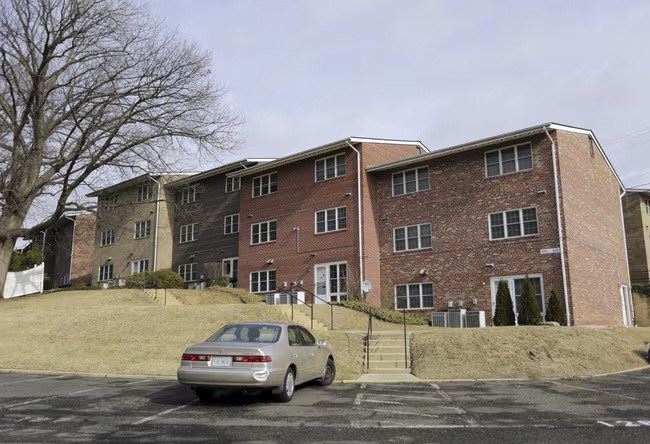 Apartment building photo of Normandy Hill Apartments in Alexandria, VA